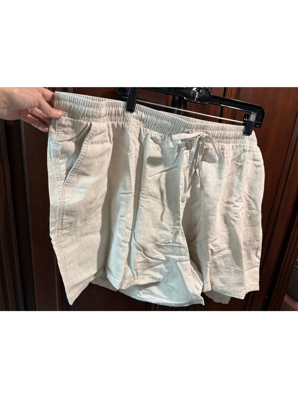 NEW Khaki Amazon Essentials Women's 5" Inseam Drawstring Linen Blend Shorts - 4X